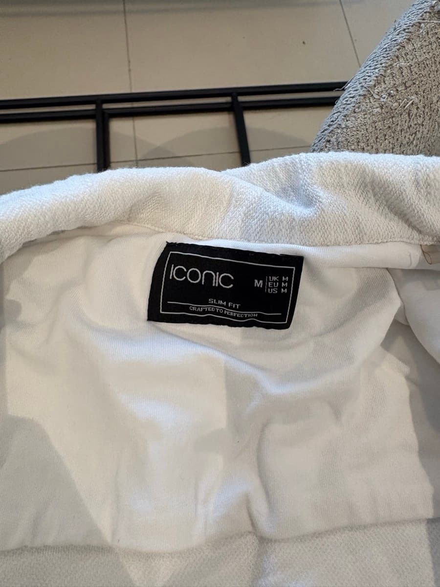 Iconic White Casual Set thumbnail 2