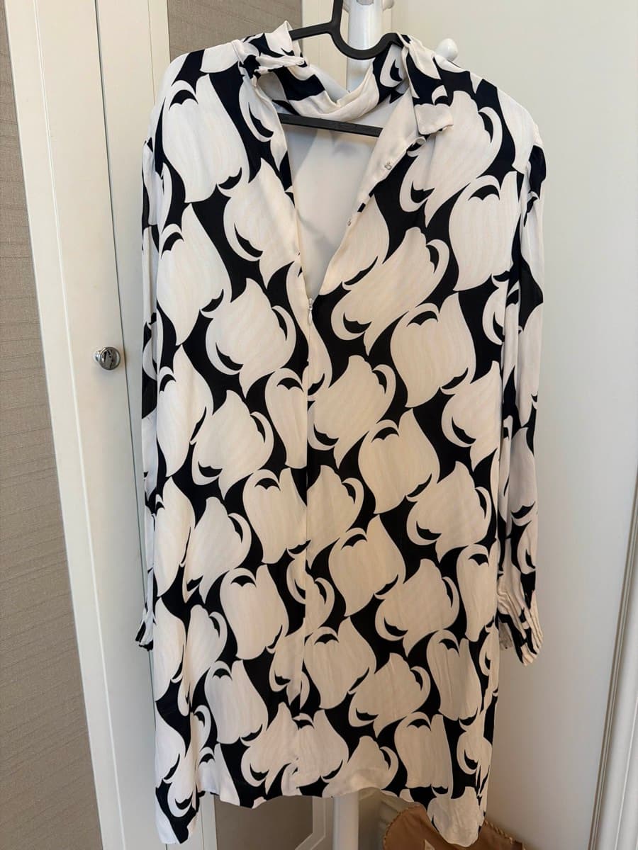 Reiss queen dress thumbnail 3