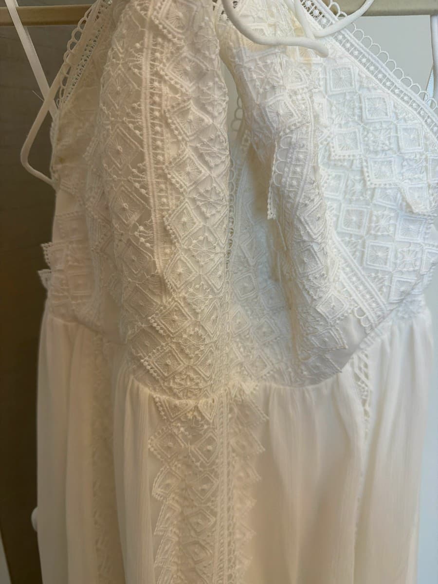 Summer beach dress thumbnail 3