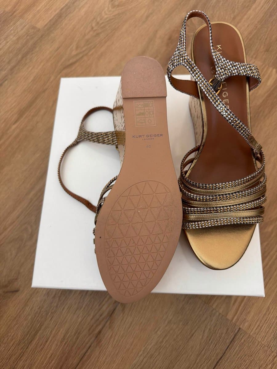 Kurt Geiger Gold Wedge Sandals thumbnail 4