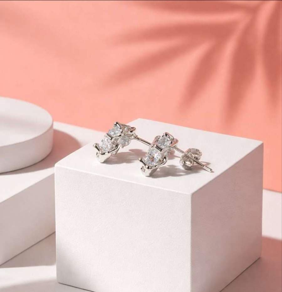 Crystal Flower Stud Earrings thumbnail 2