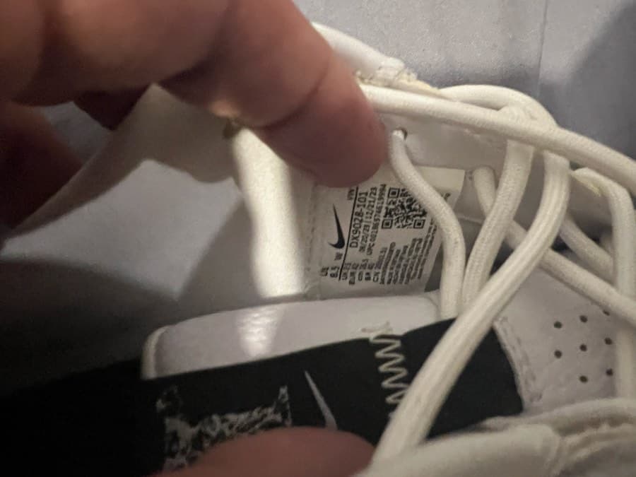 Nike White Golf Shoes thumbnail 4