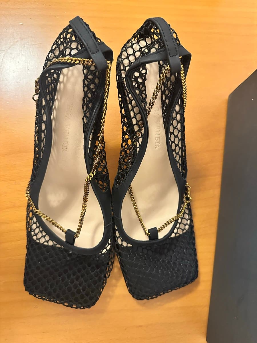 Bottega Veneta thumbnail 2