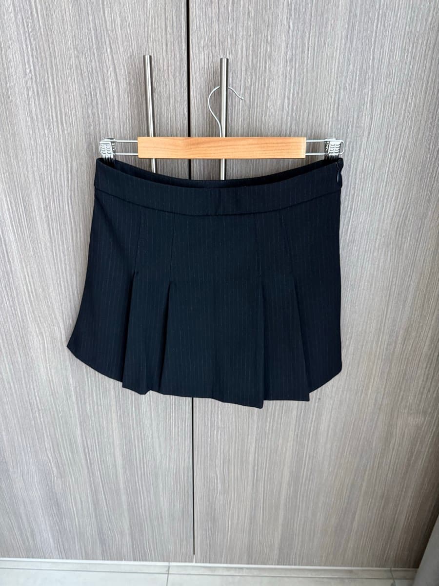 Black Pinstripe Pleated Mini Skirt