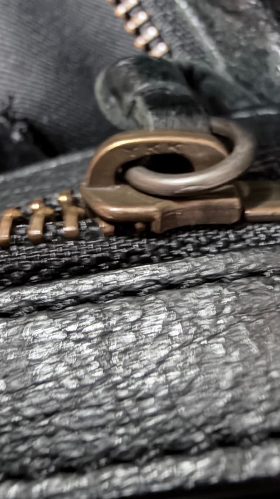 Balenciaga City Shoulder Bag thumbnail 2