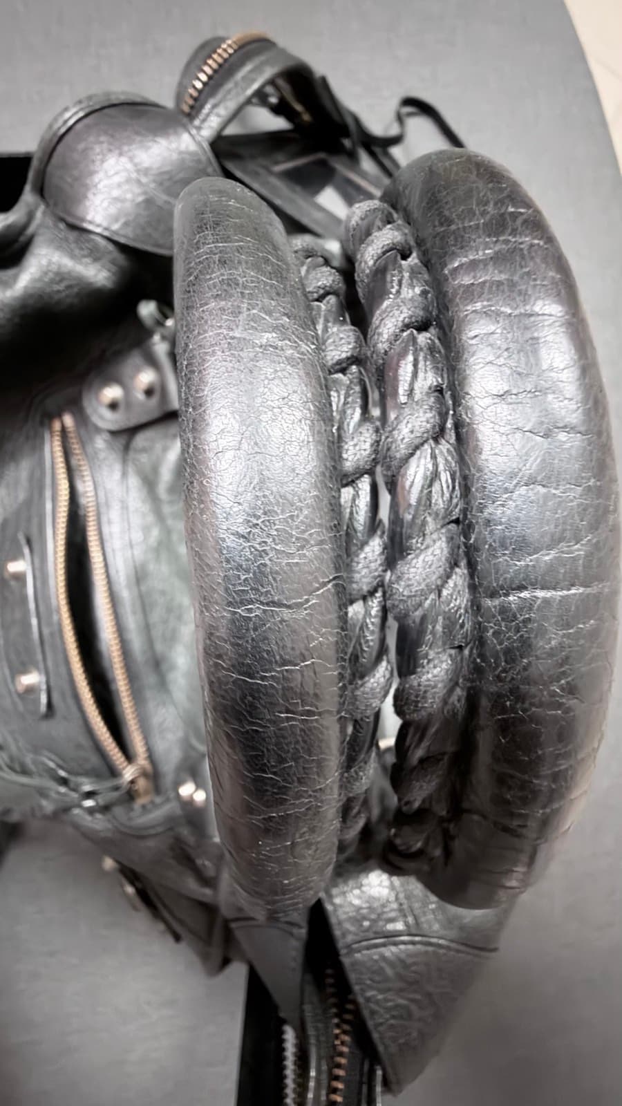 Balenciaga City Shoulder Bag thumbnail 5