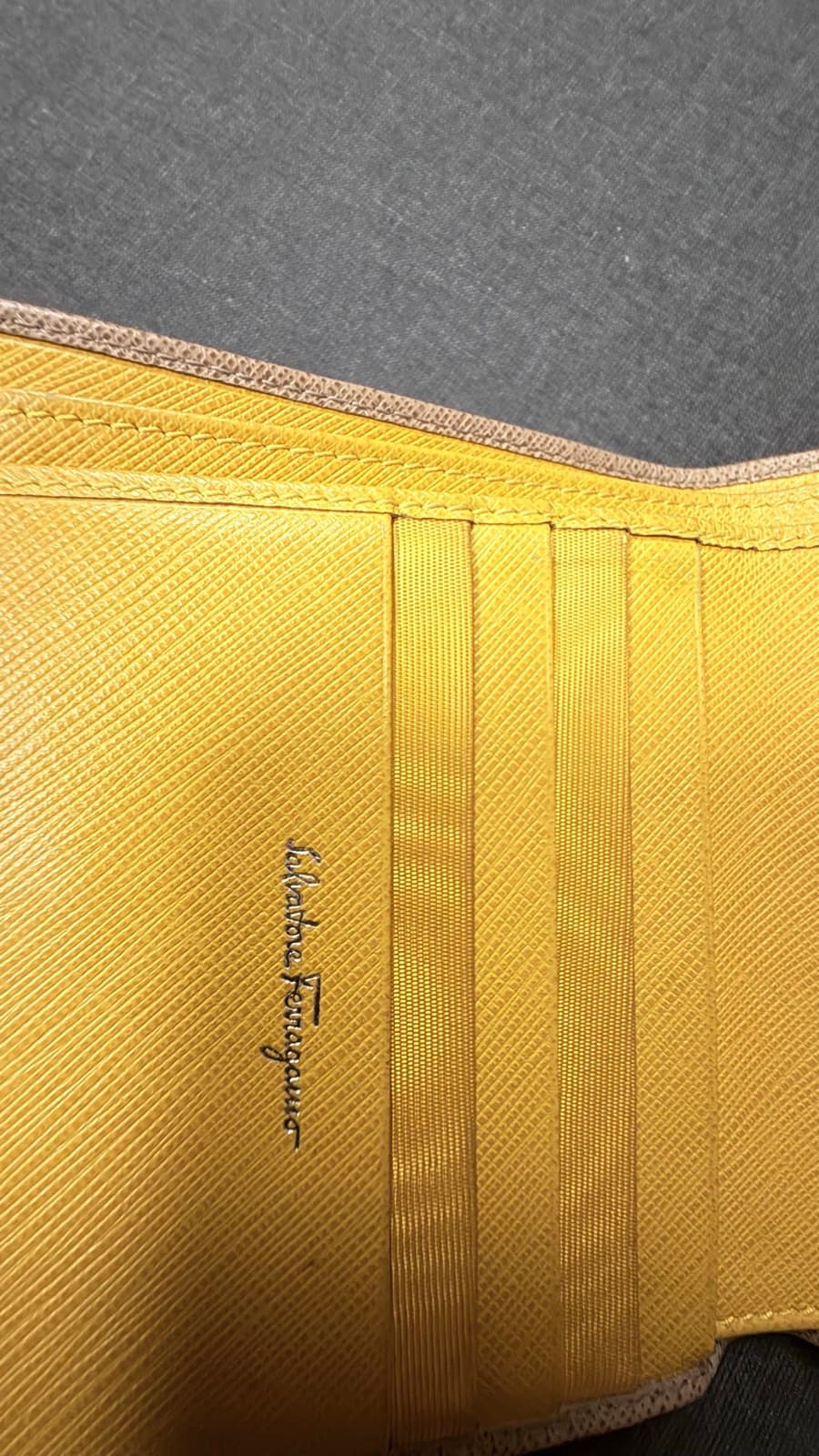 Ferragamo Gancini Wallet thumbnail 4