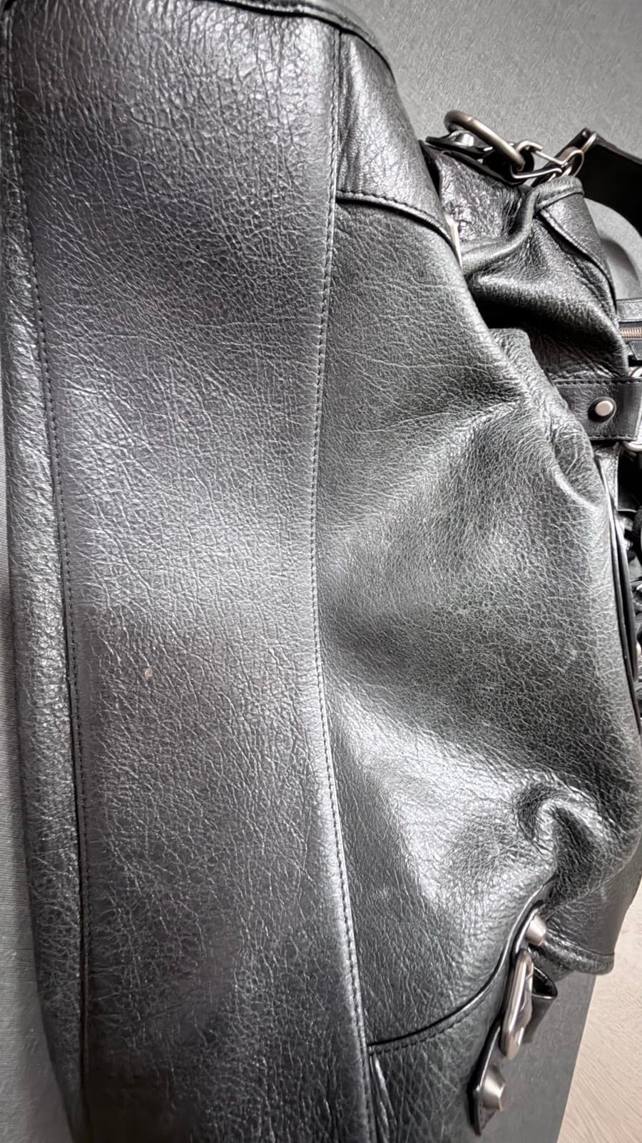Balenciaga City Shoulder Bag thumbnail 6