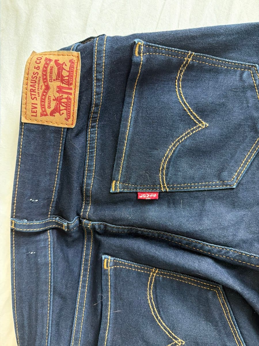 Levi's Dark Blue Jeans thumbnail 3