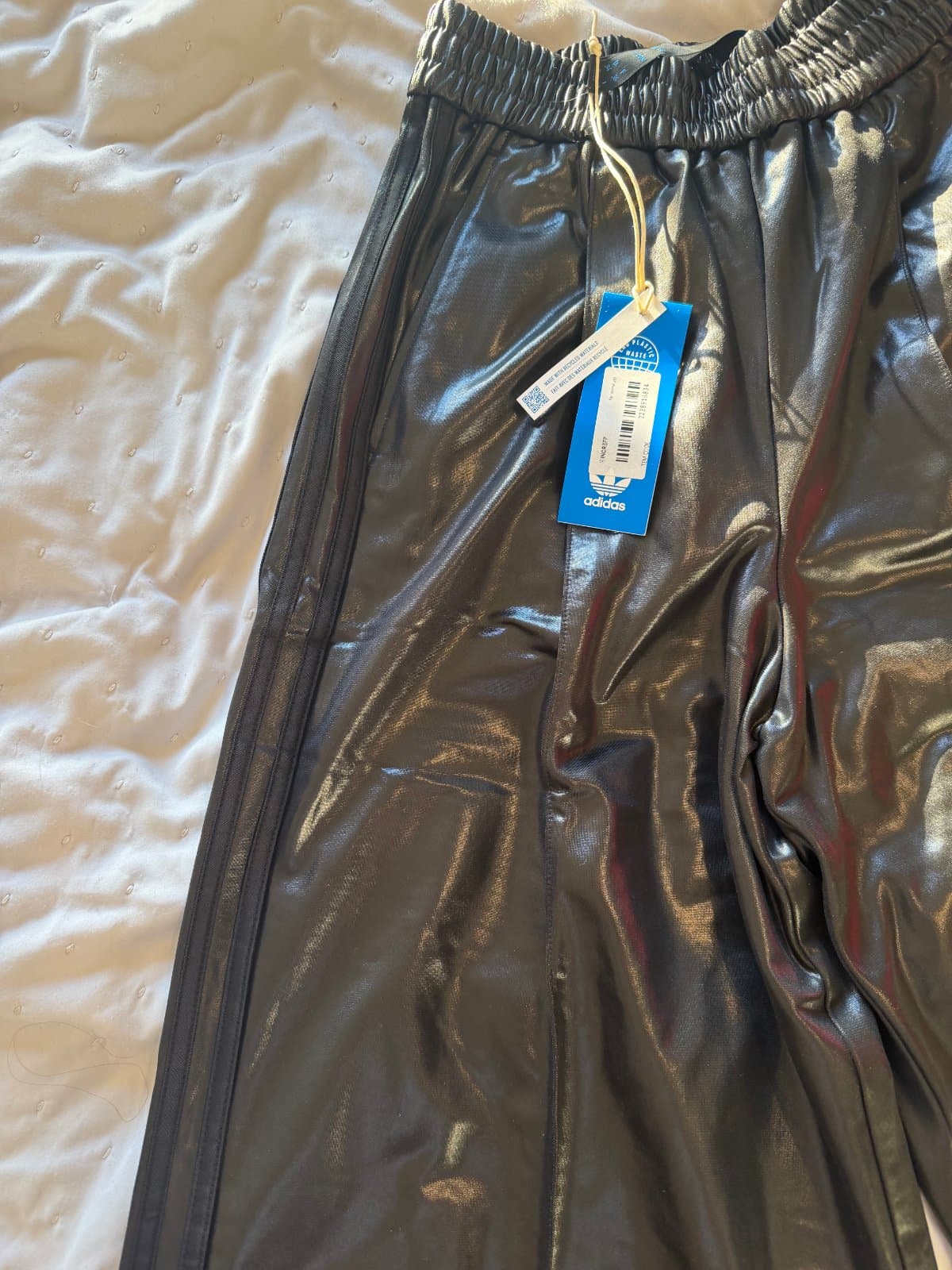 Unique adidas Chile 62 Metallic Black Wide-Leg Trousers – BNWT thumbnail 3