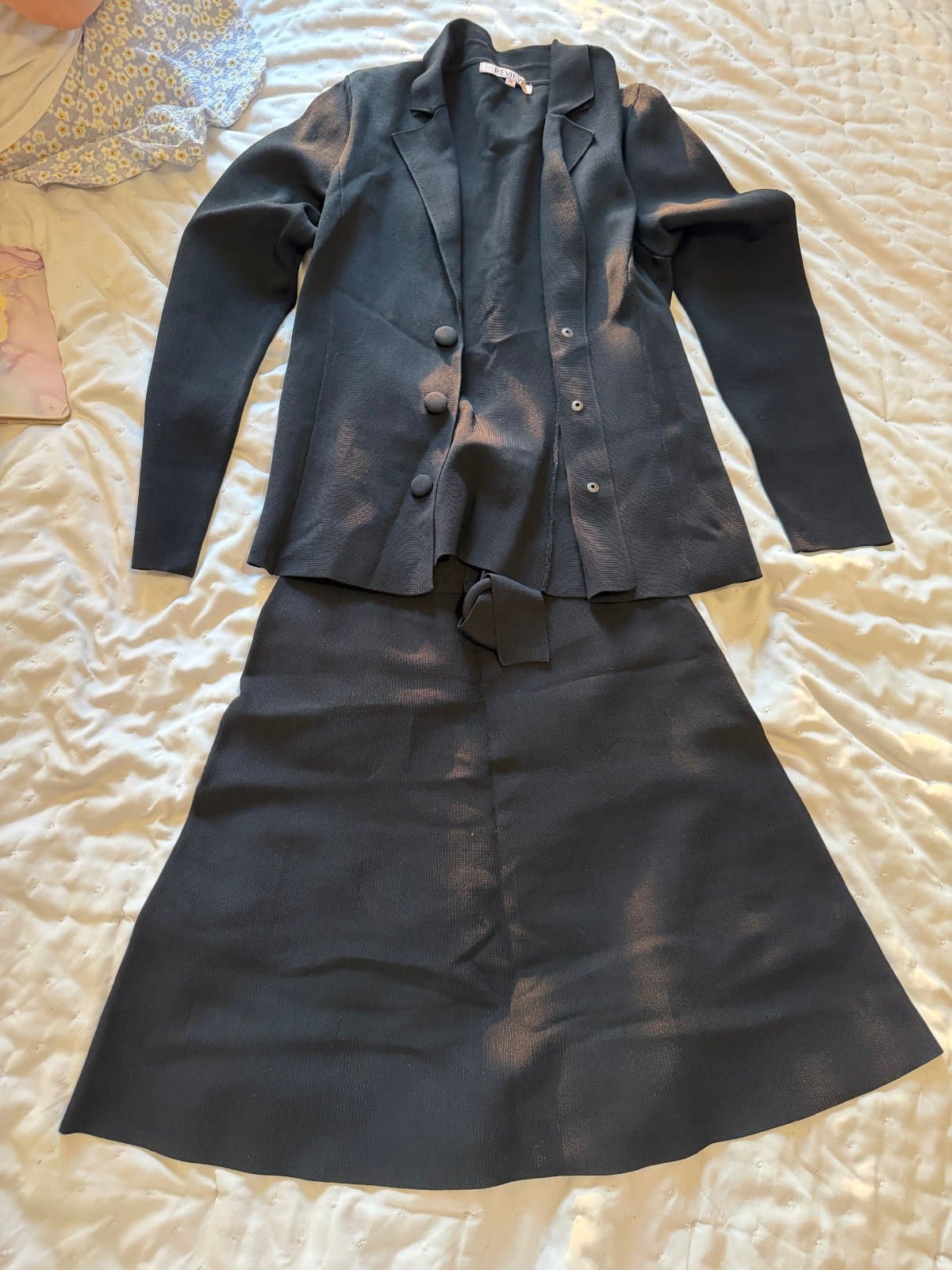 REVIEW Black Two-piece Set thumbnail 2