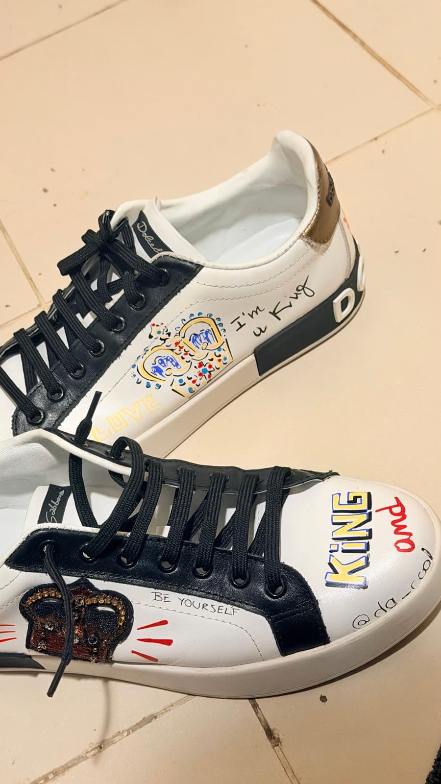 Dolce & Gabbana Graffiti Sneakers thumbnail 4