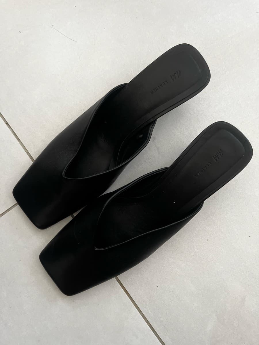 H&M Leather Square-Toe Mules