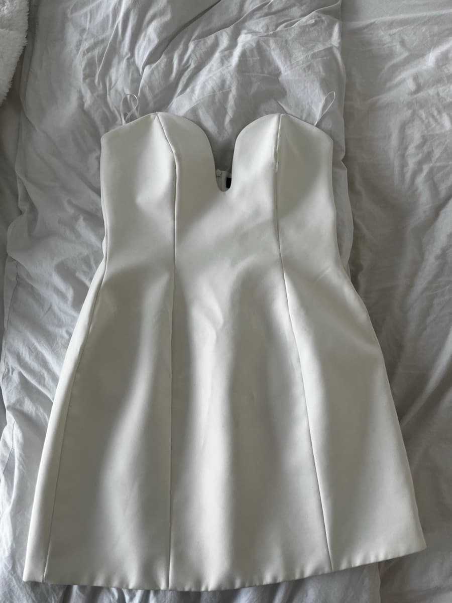 Zara White Strapless Mini Dress thumbnail 4
