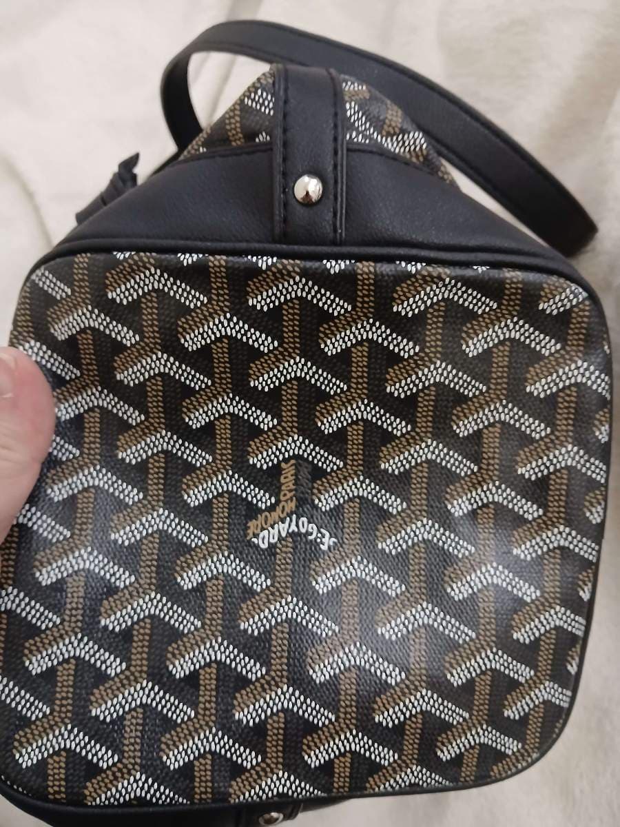 Goyard Saint Louis Bucket Bag thumbnail 7