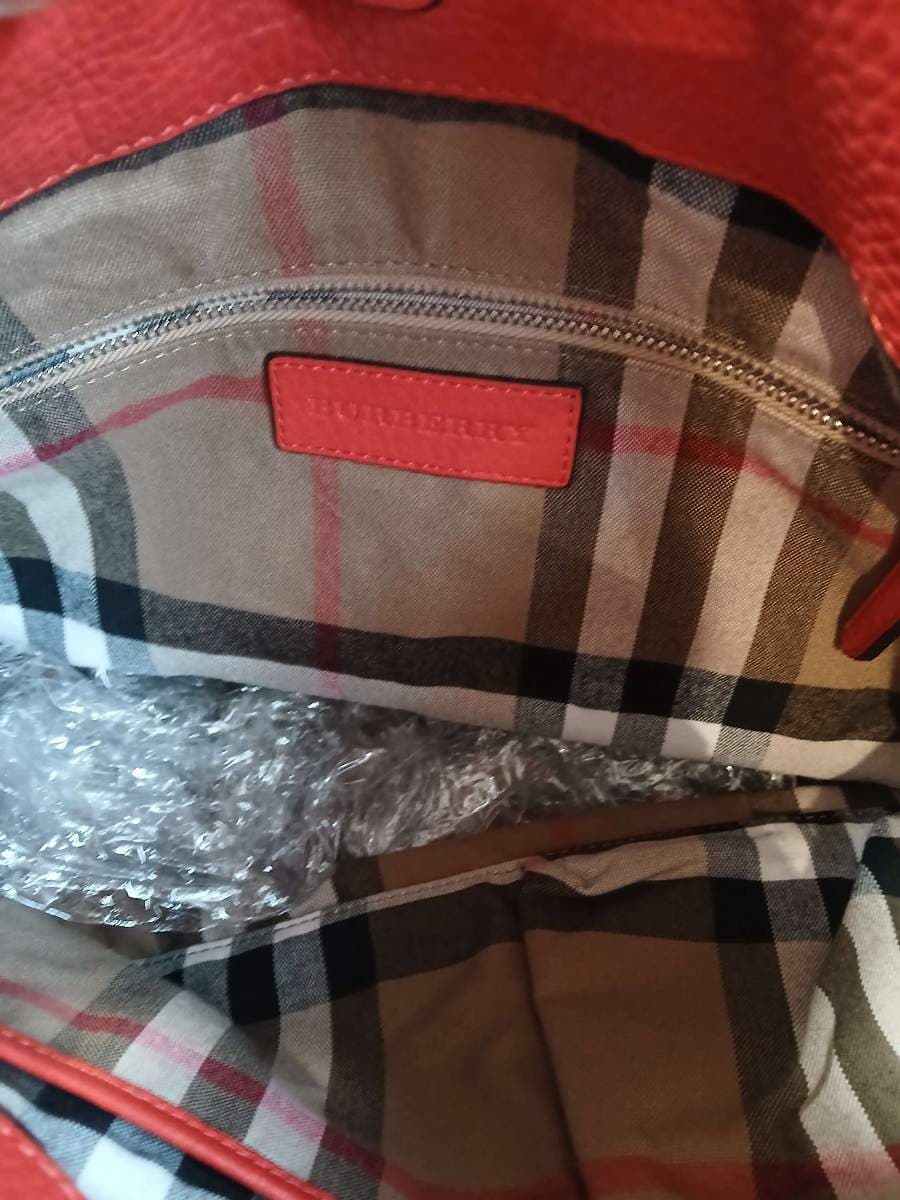 Burberry hobo bag thumbnail 4