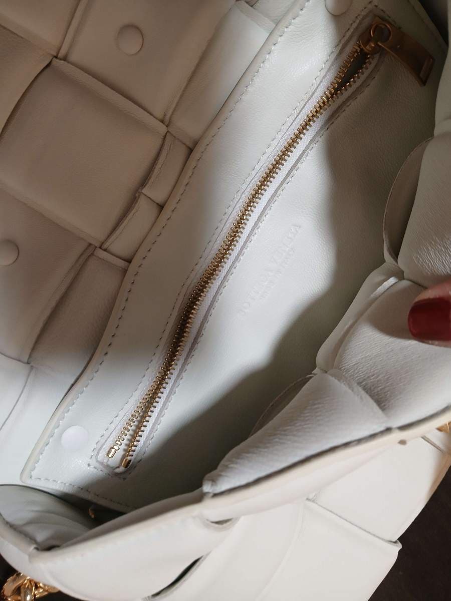Bottega venetta White Woven Chain Bag thumbnail 4