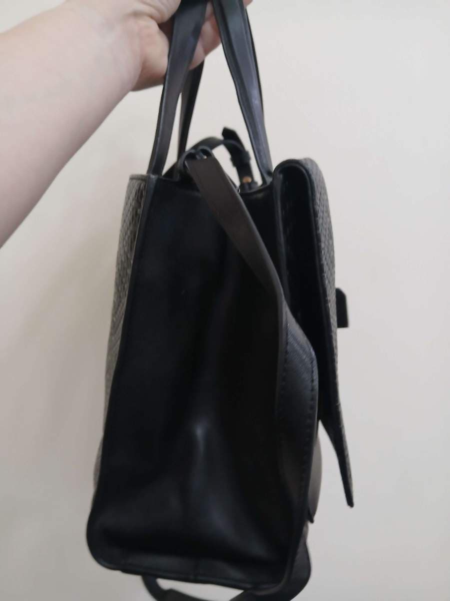 Kurt Geiger Woven Shoulder Bag thumbnail 5
