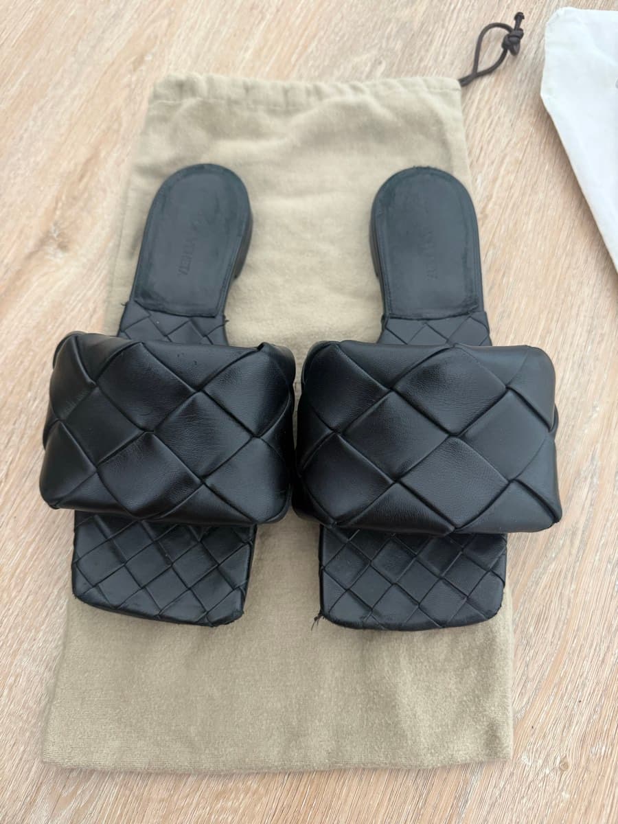 Bottega Veneta Black Slides