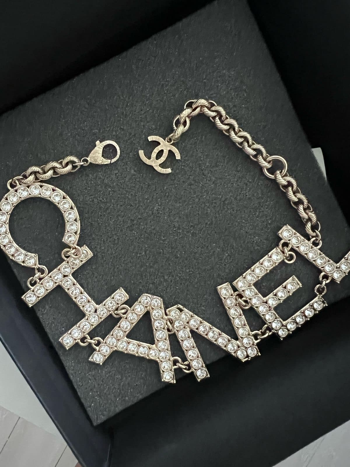 Chanel logo choker thumbnail 2