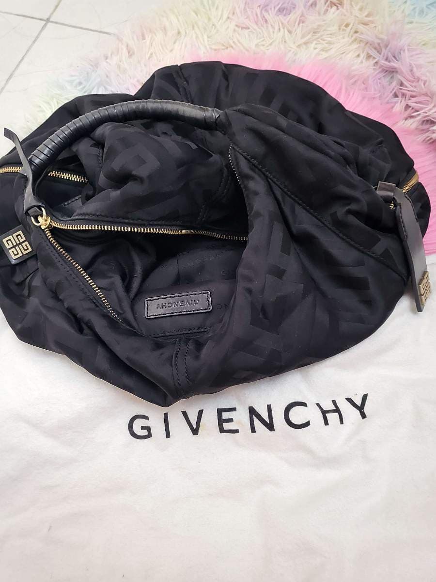 Givenchy Hobo Shoulder Bag thumbnail 4