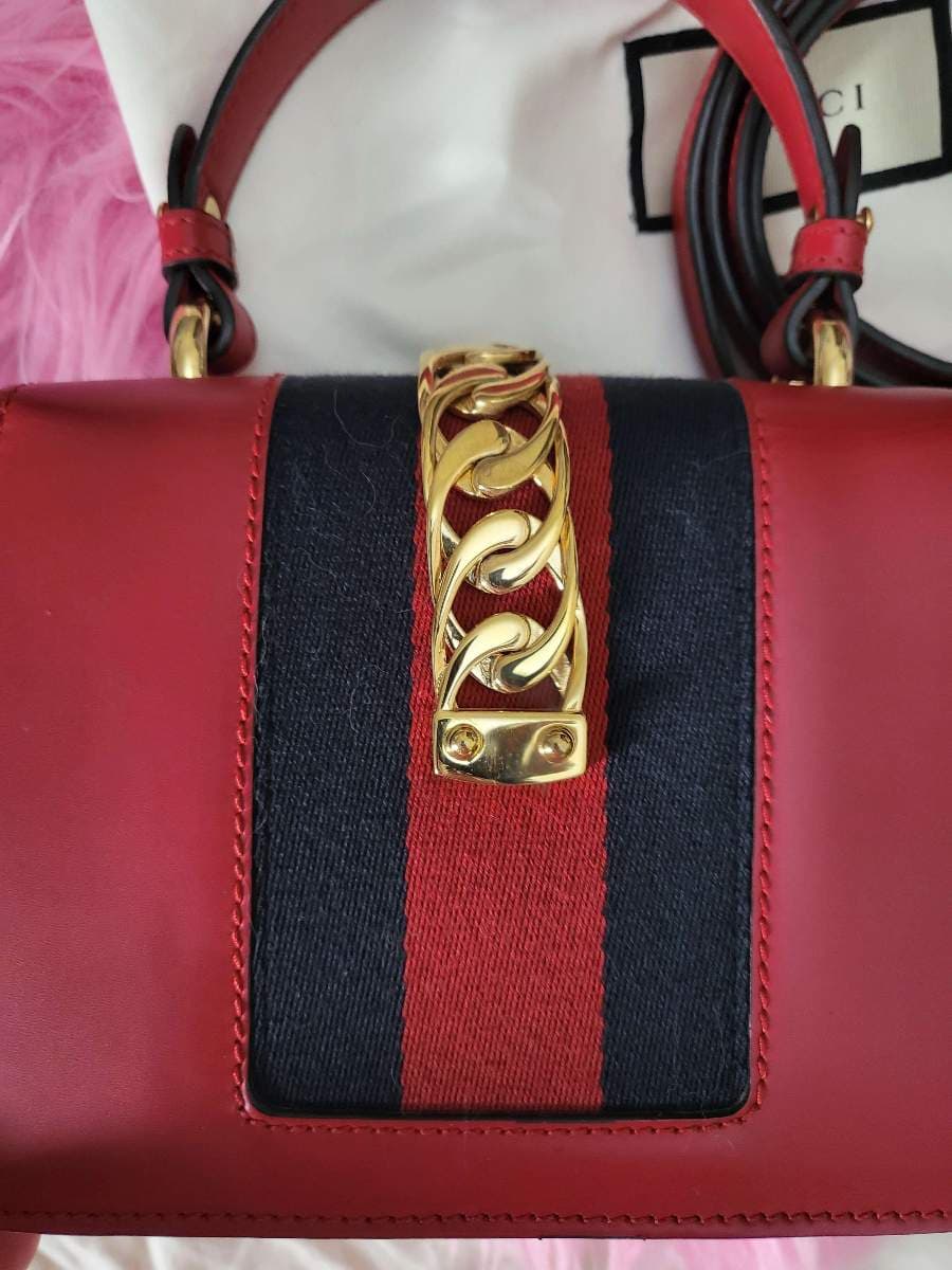 Gucci Sylvie Mini Bag thumbnail 8