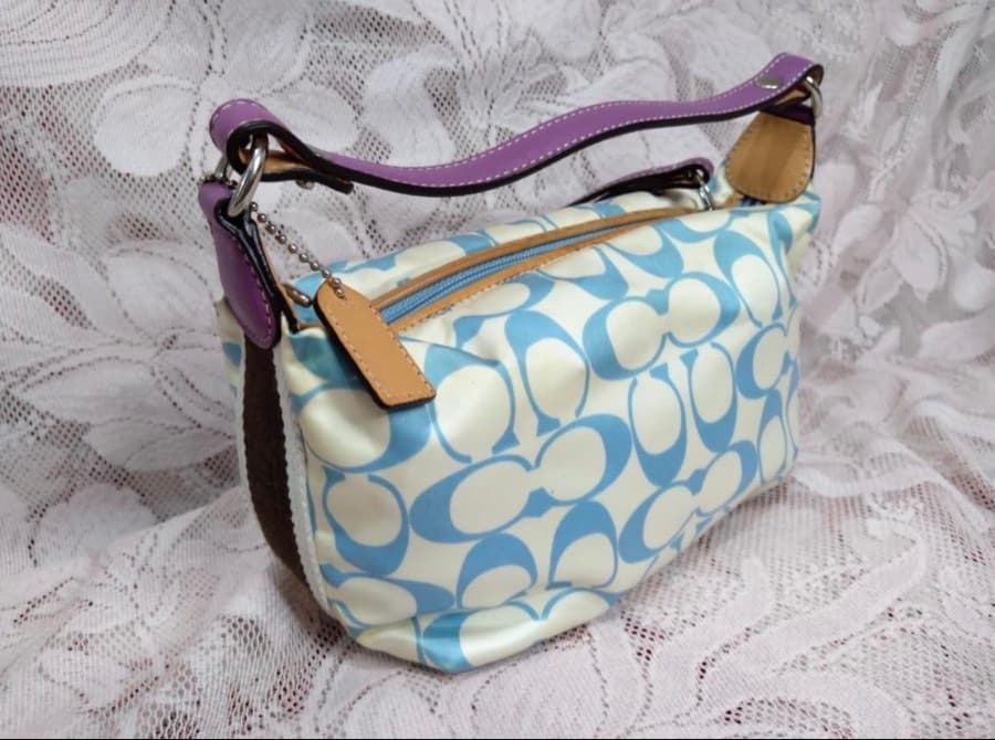 Coach Signature Shoulder Bag thumbnail 2