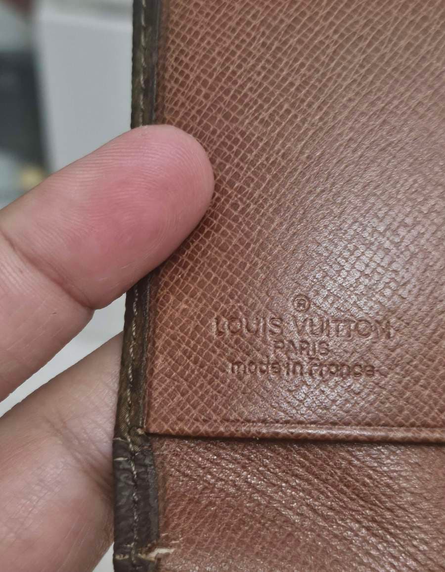 Louis Vuitton Vintage Monogram Wallet / Passport Holder thumbnail 3