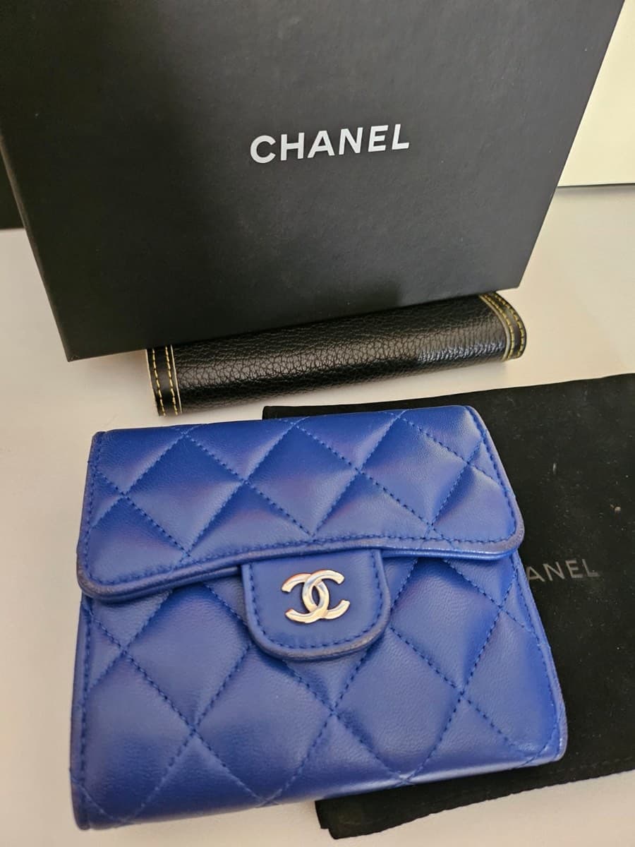 Chanel Quilted Lambskin Blue Trifold Wallet thumbnail 4