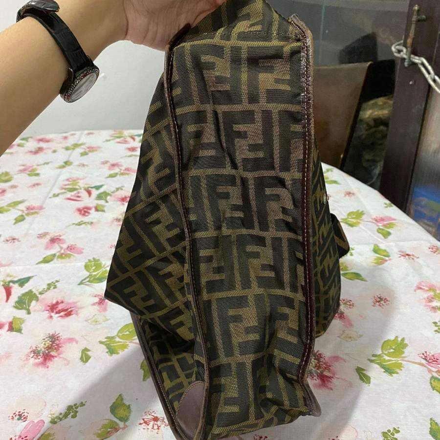Fendi FF Zucca Tote thumbnail 4