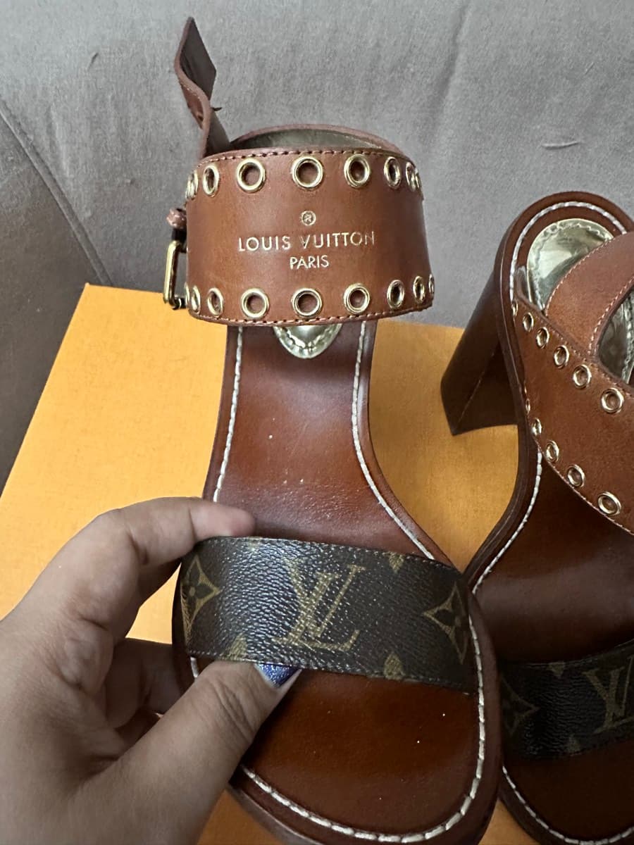 Louis Vuitton Monogram Sandals Size 40 thumbnail 3