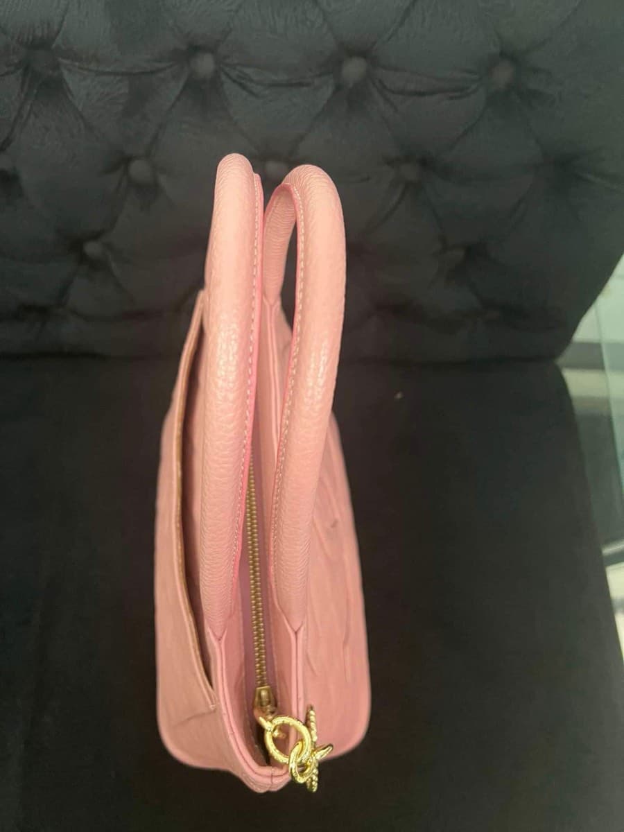 Chanel Medallion Pink Tote Bag thumbnail 10