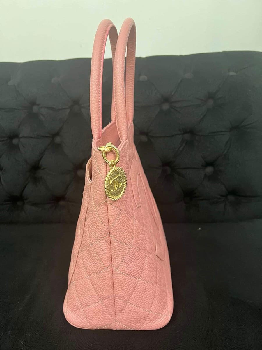 Chanel Medallion Pink Tote Bag thumbnail 6