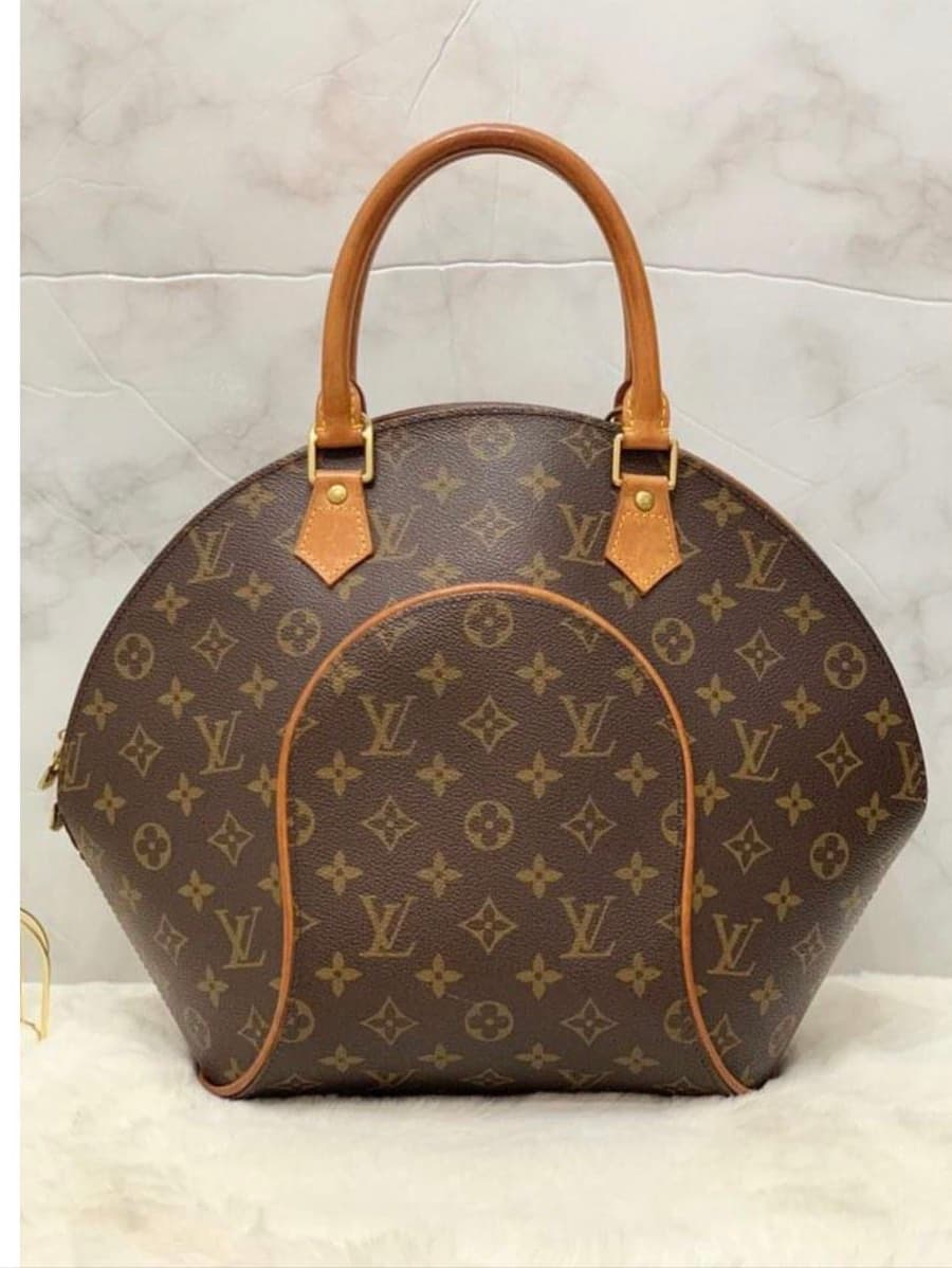Louis Vuitton Monogram MM Eclipse Handbag thumbnail 2