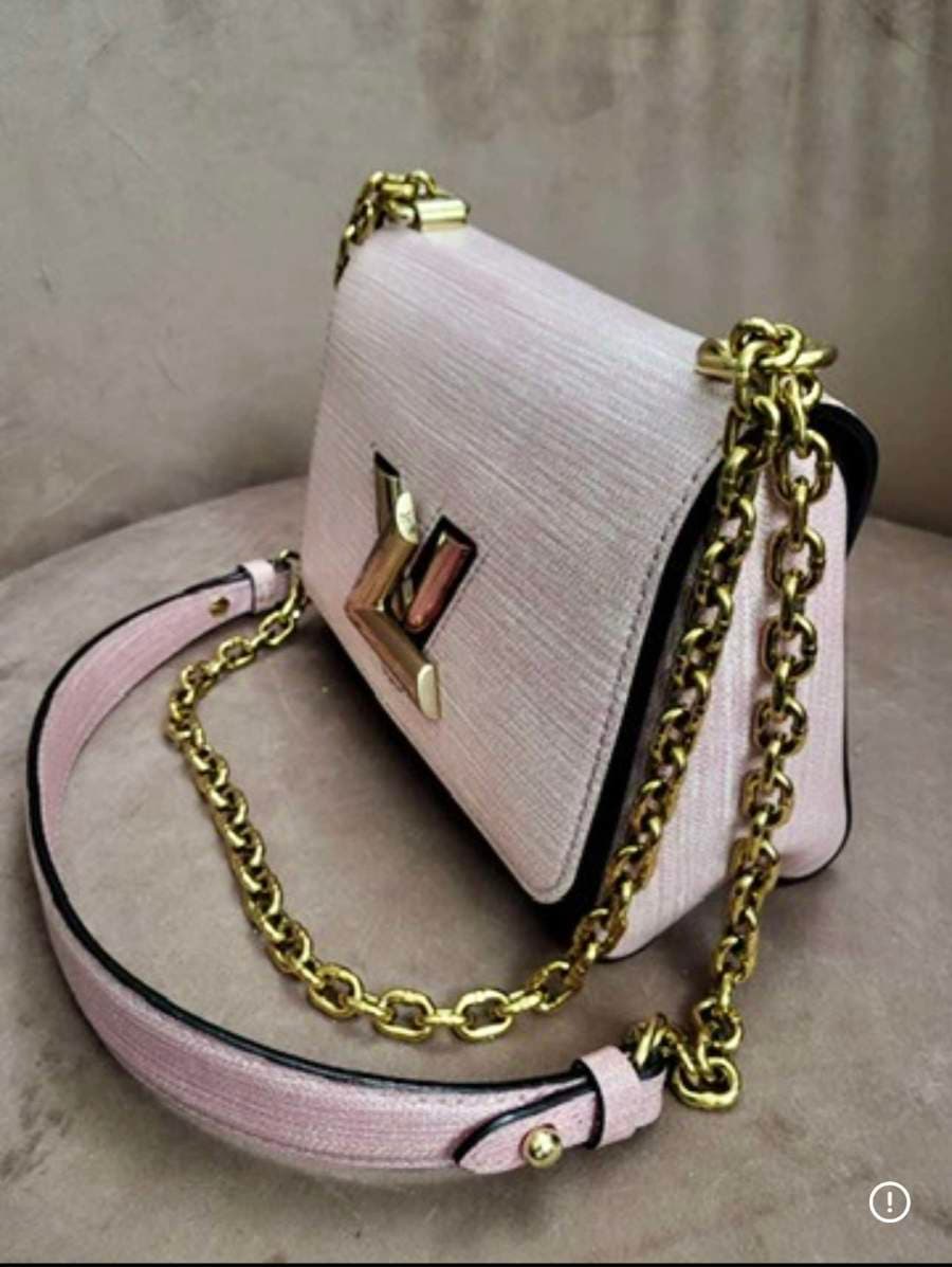 Louis Vuitton Twist Shoulder Bag thumbnail 4