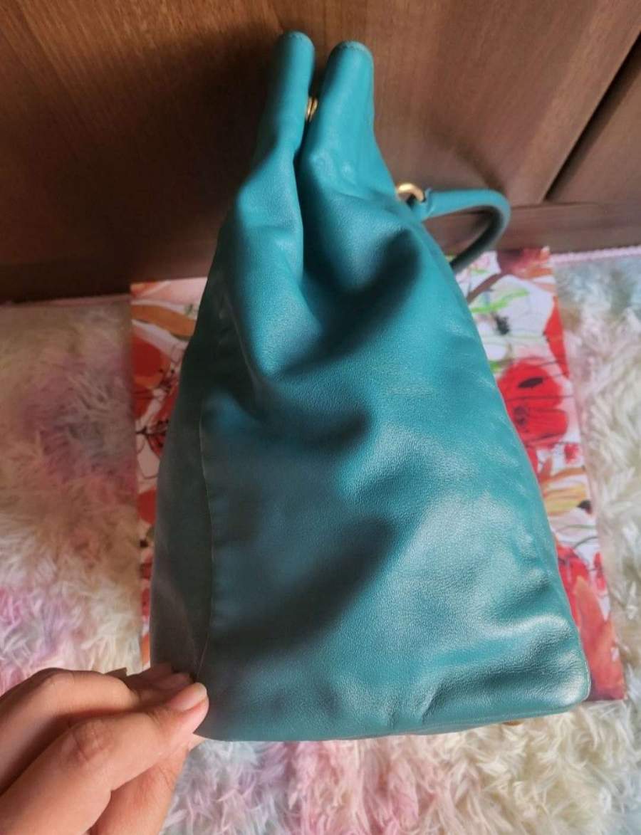 Prada Leather Tote Bag thumbnail 8