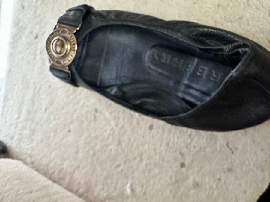 Burberry Black Leather Ballerinas thumbnail 3