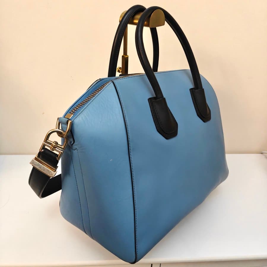 Givenchy Large Antigona Leather Bag thumbnail 6