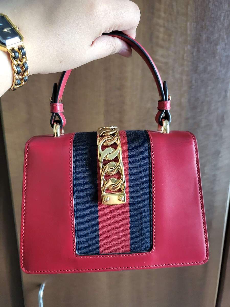 Gucci Sylvie Mini Bag thumbnail 2