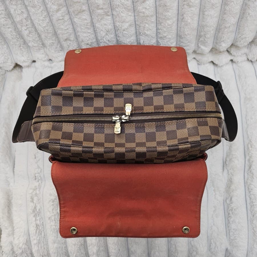 Louis Vuitton Damier Messenger Bag thumbnail 6