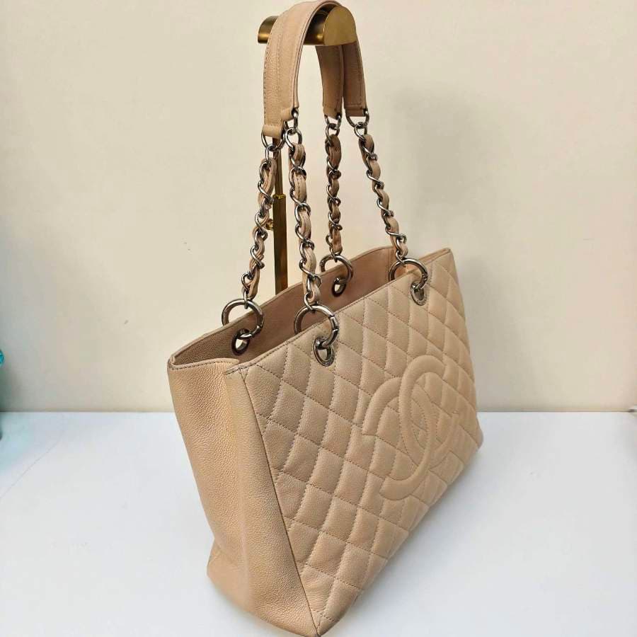 Chanel Quilted Caviar Tote thumbnail 3