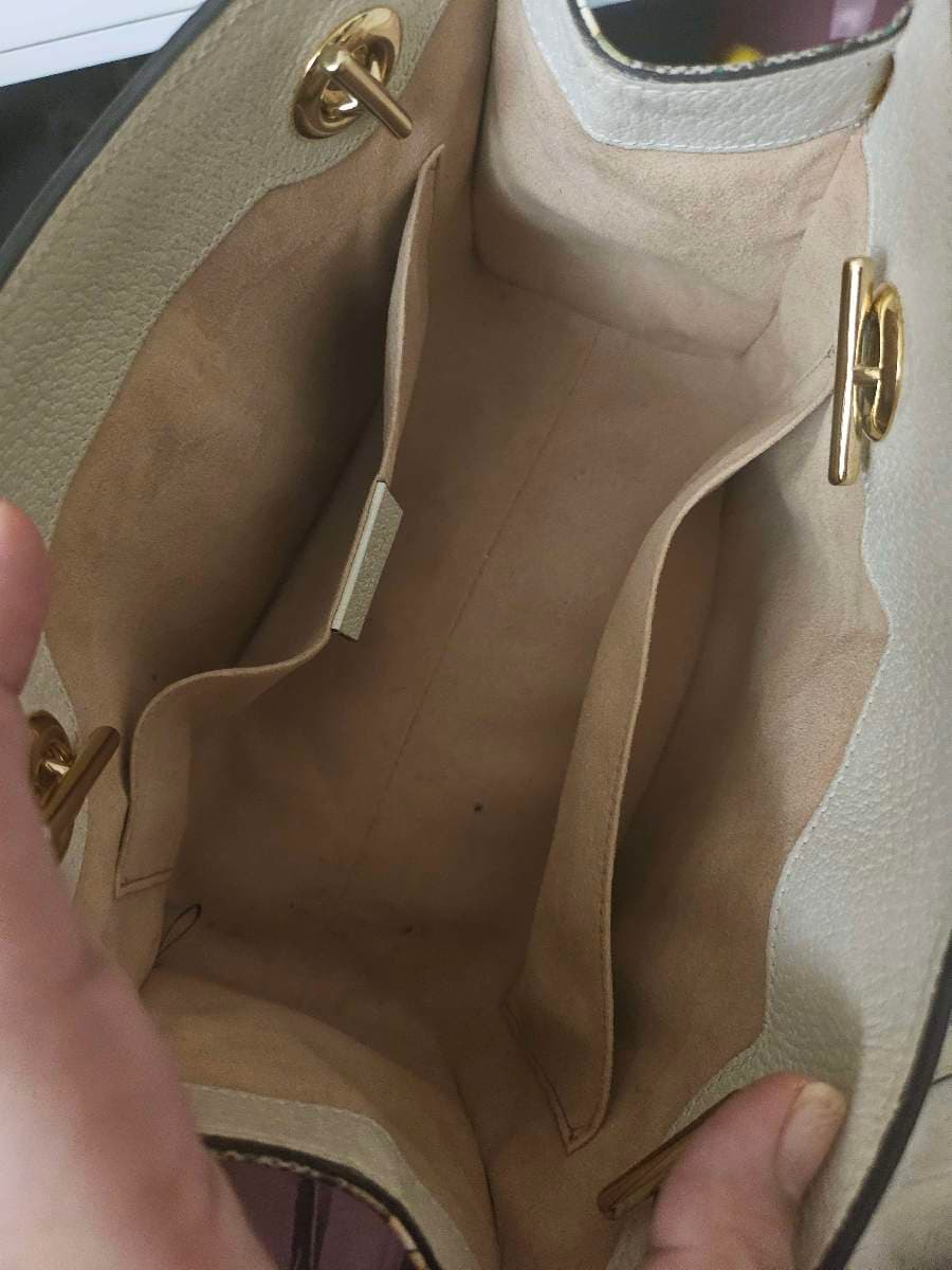 Gucci Padlock Shoulder Bag thumbnail 6