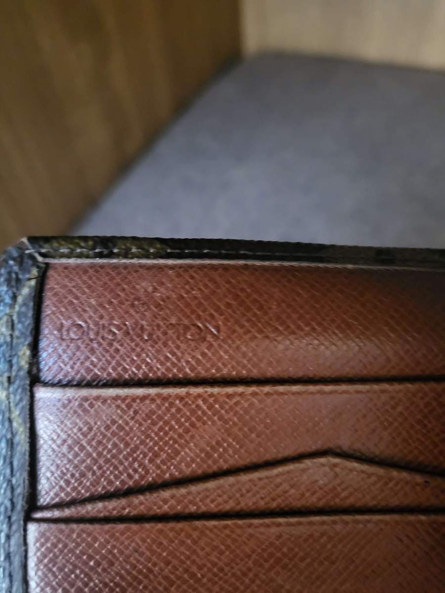 Louis Vuitton Monogram Wallet thumbnail 7