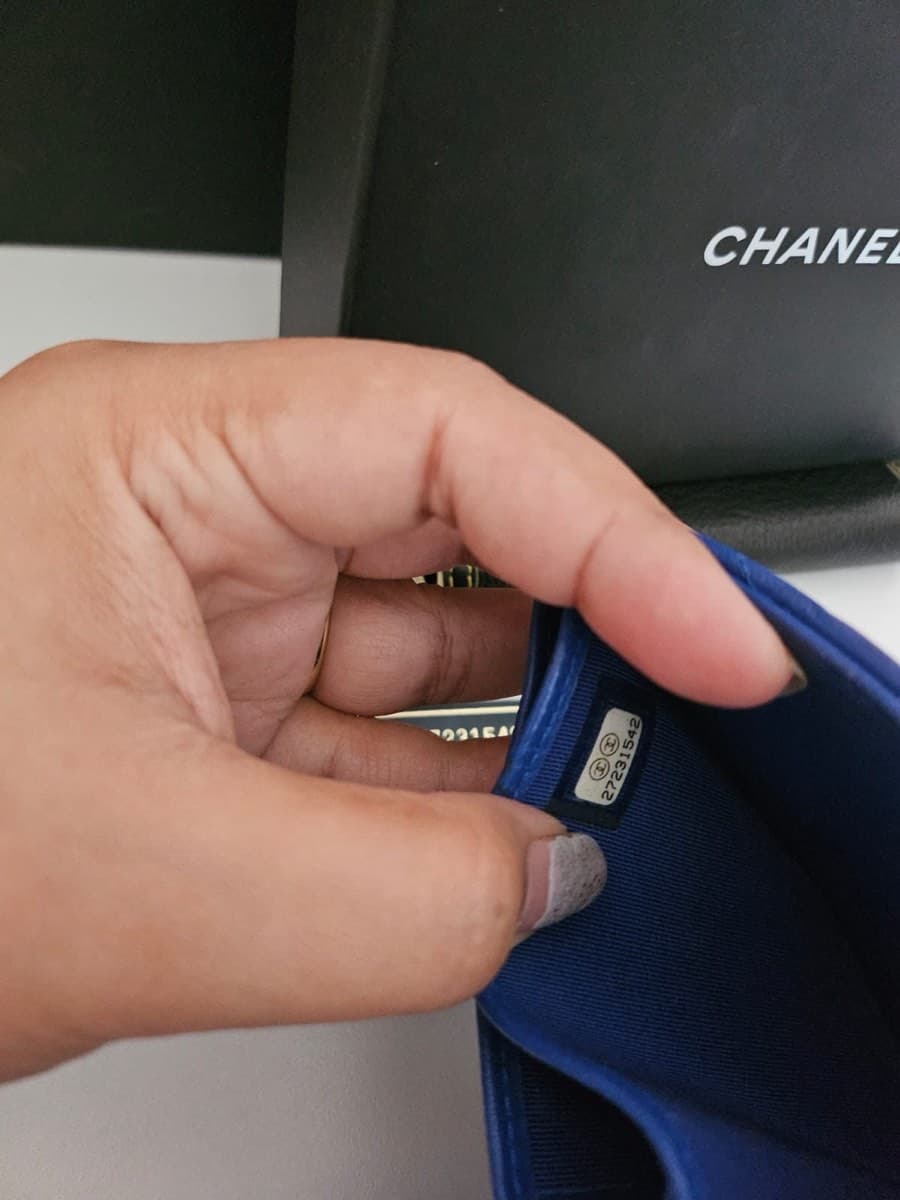 Chanel Quilted Lambskin Blue Trifold Wallet thumbnail 5