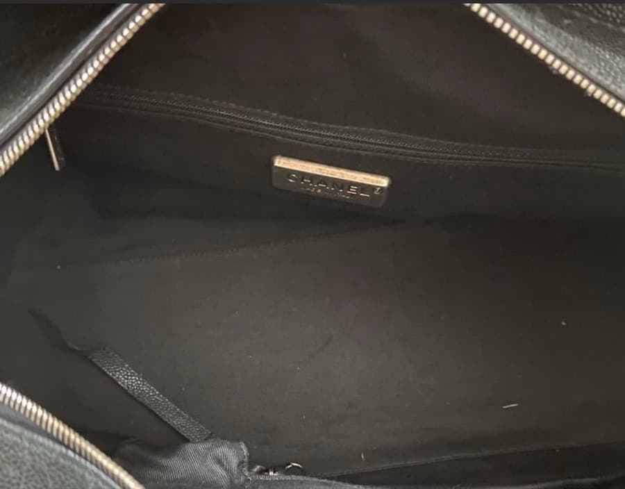 Chanel Black Caviar Leather Doctors Handbag thumbnail 7