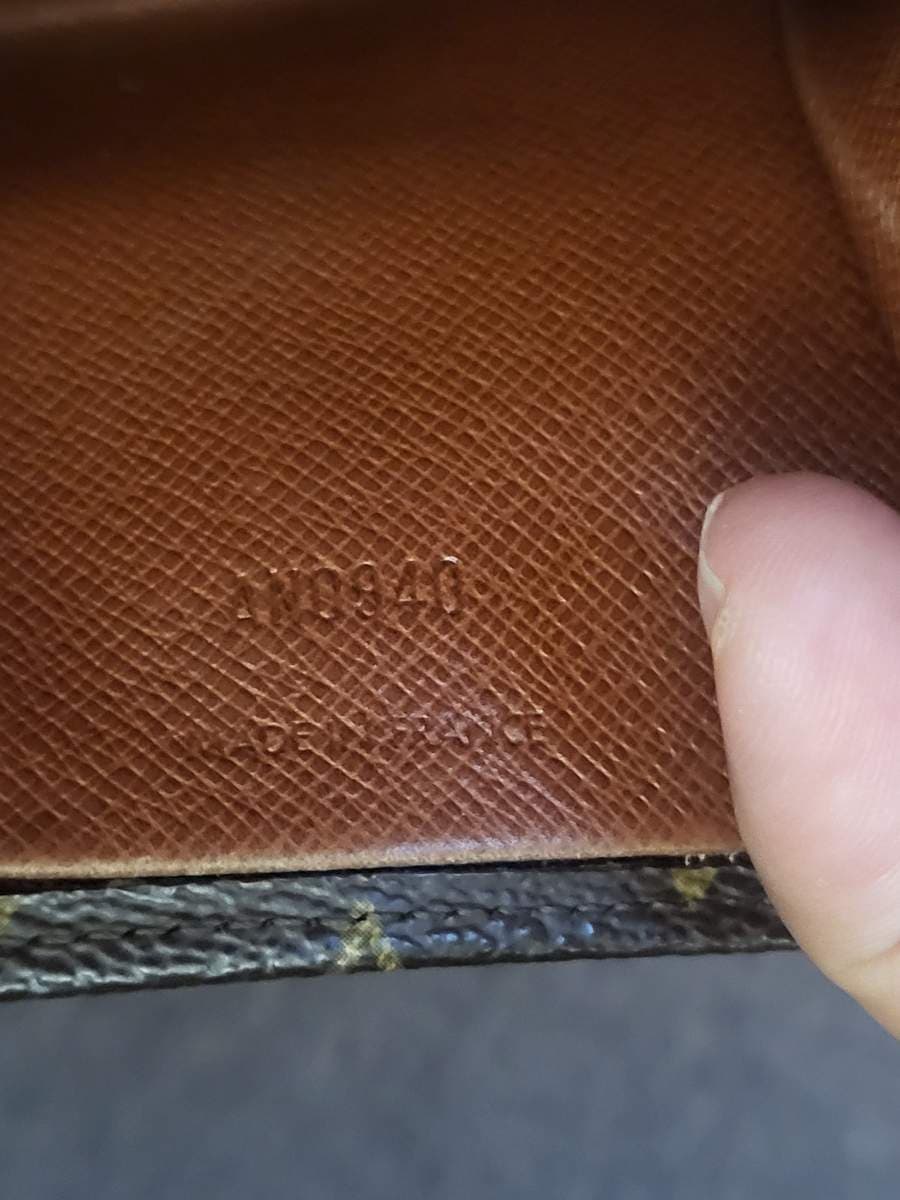 Louis Vuitton Monogram Wallet thumbnail 2