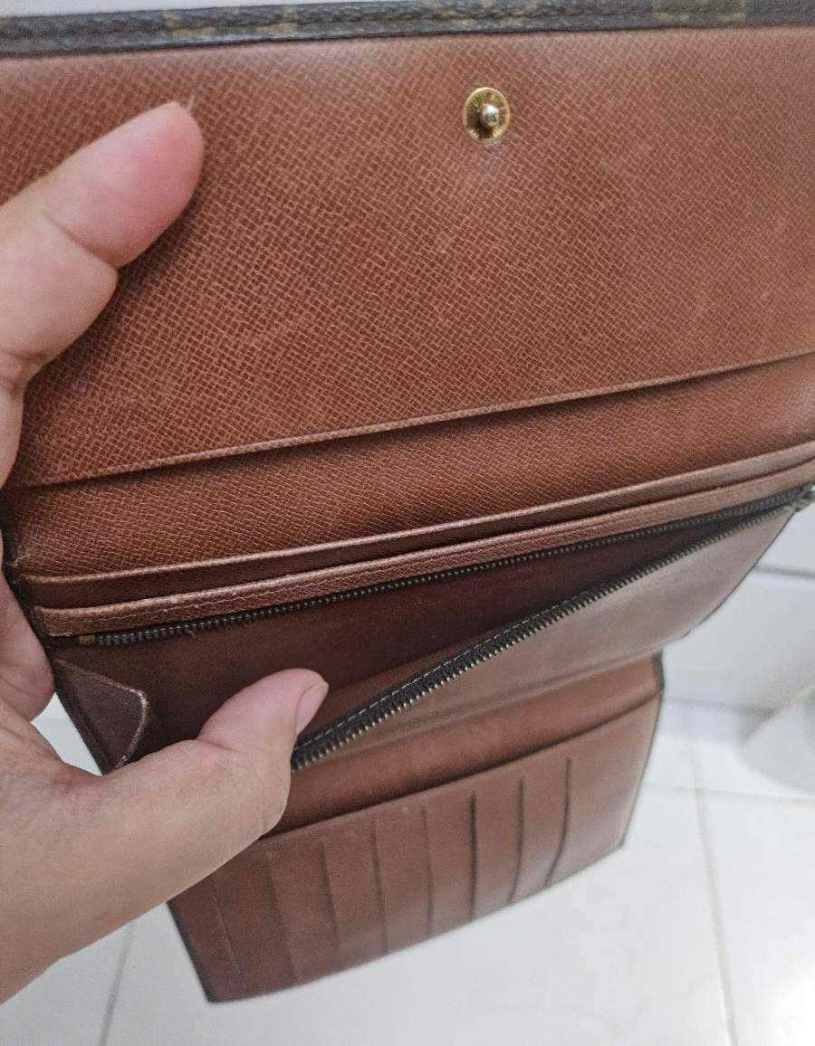 Louis Vuitton Vintage Monogram Wallet / Passport Holder thumbnail 8
