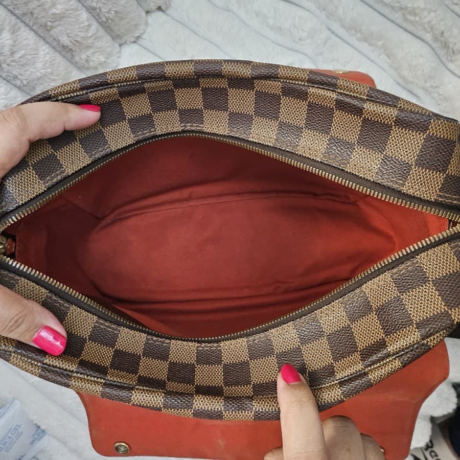 Louis Vuitton Damier Messenger Bag thumbnail 7