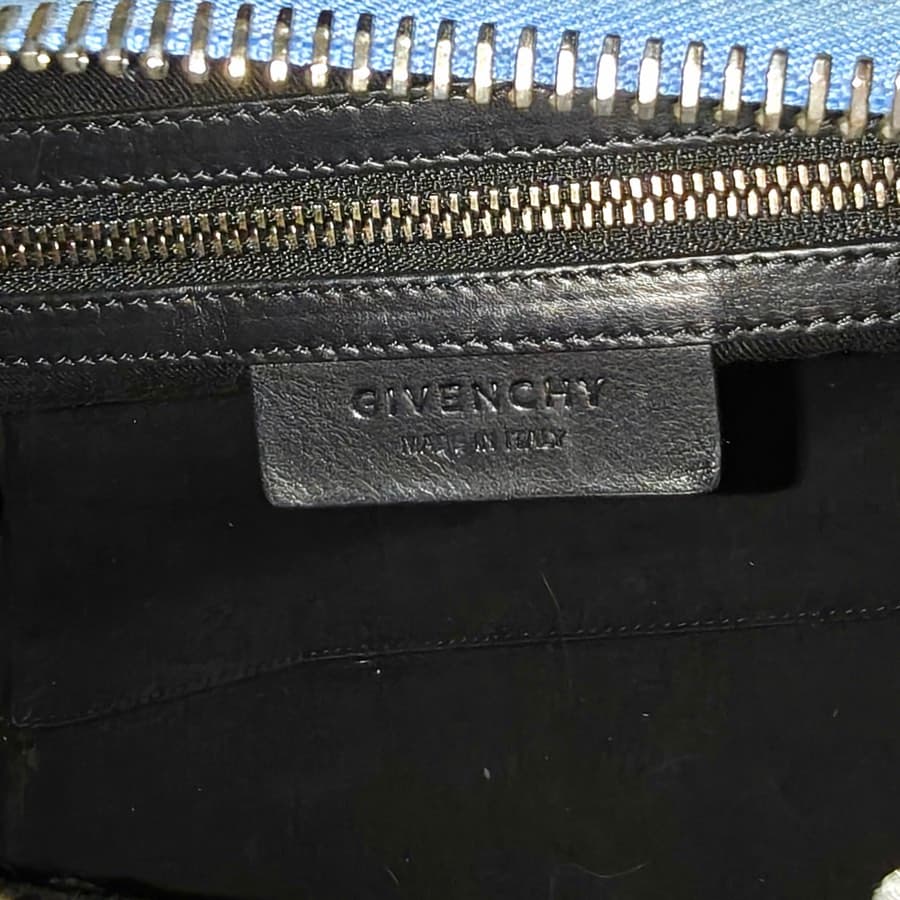Givenchy Large Antigona Leather Bag thumbnail 7