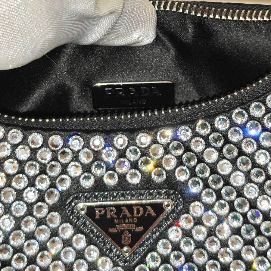 Prada Crystal Re-Edition 2000 thumbnail 5